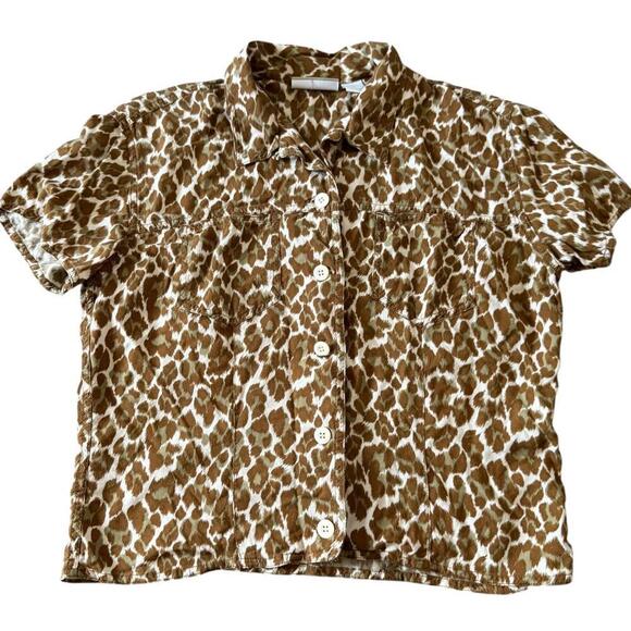 Liz Claiborne Tops - Liz Claiborne Lizwear Leopard Button-Up Shirt M